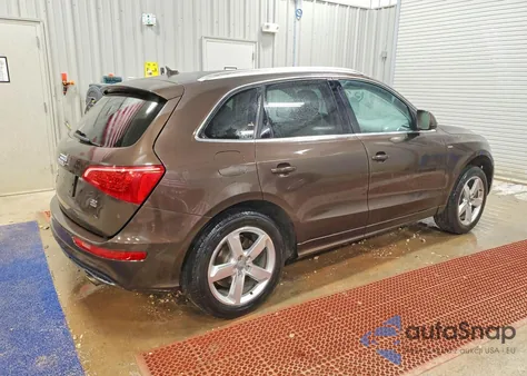2011 Audi Q5 Premium Plus z USA, uszkodzony, nr VIN WA1DKAFP2BA056339